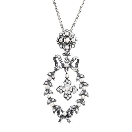 Victorian Pearl Wreath Pendant