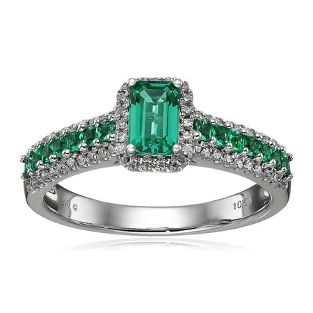 Emerald & 1/5 ct Diamond Ring