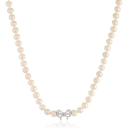 Pearl Bow Necklace with Diamond