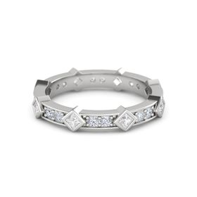 Princess in the Round Ring