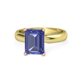 Emerald-Cut Ara Ring (9mm gem)