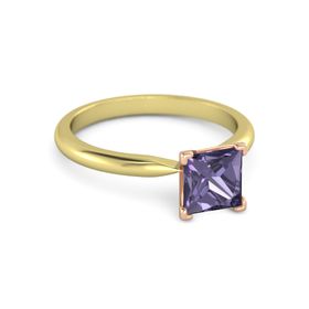 Princess-Cut Ara Ring (6mm gem)