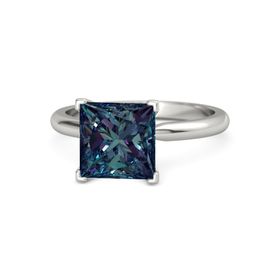 Princess-Cut Ara Ring (8mm gem)