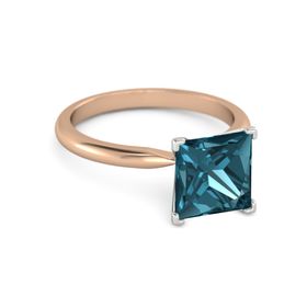 Princess-Cut Ara Ring (8mm gem)