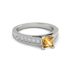 Princess-Cut Flora Ring (5mm gem)