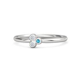 Petite Trio Cluster Ring