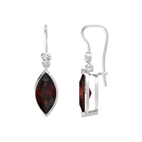 Marquise Essential Earrings